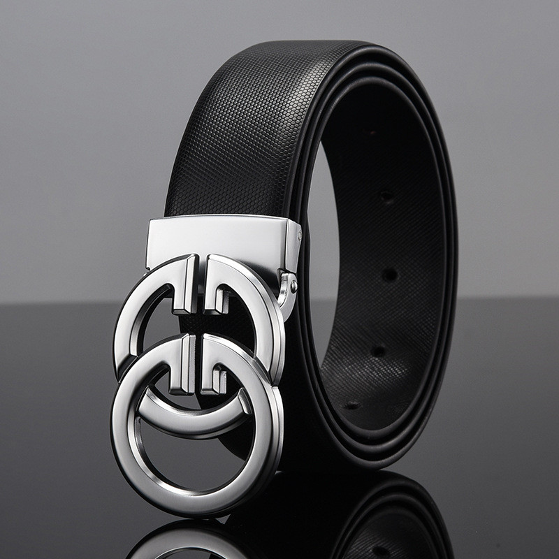 Novi muški kožni remen od goveđe kože Muški mladenački modni remen s glatkom kopčom Odgovarajući abecedni remen za mlade muškarce Luksuzni dizajner