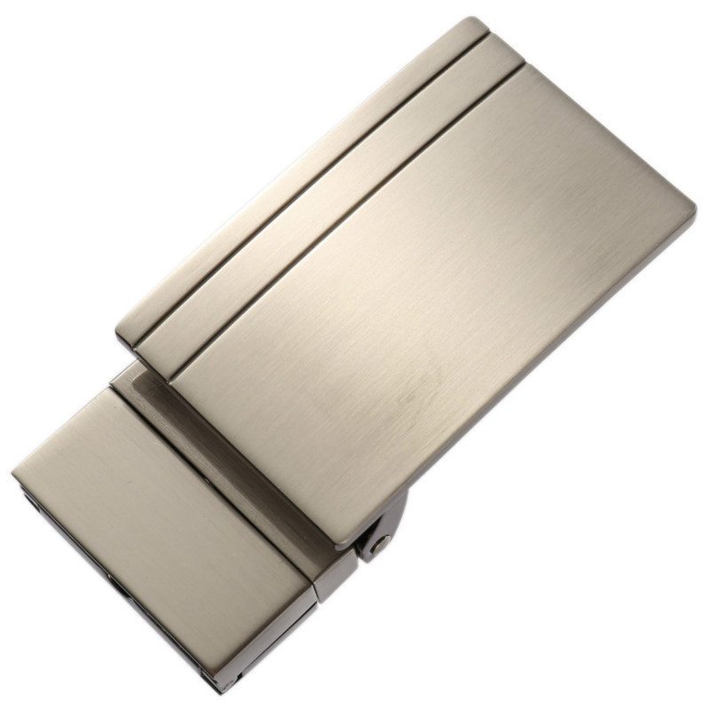 Novi dizajnerski remeni s glatkim gumbima od legure s gumbima za bušenje, muški visokokvalitetni muški kopča za remen, kožna luksuzna marka LY135-22286