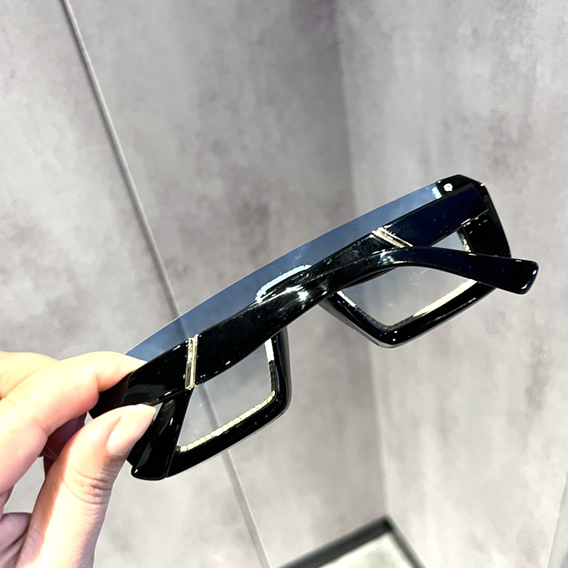 Dizajnerske ženske sunčane naočale luksuznog brenda iz 2023. Jednodijelni okvir s drškom Vintage klasične sunčane naočale za žene Naočale u trendovskom stilu