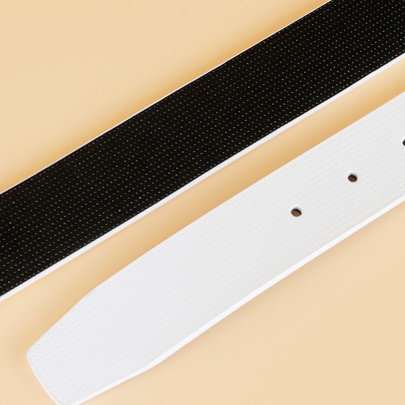 2021 Cureaua de piele albă pentru bărbați, cu cataramă, pantaloni ocazionali, curea în talie, blugi pentru bărbați, curele de golf, accesorii de modă ZKYY-HW011