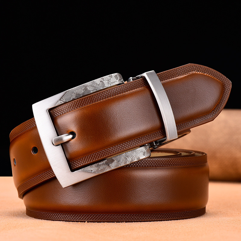 Férfi öv Kiváló minőségű tehén valódi bőr luxus szíj Férfi övek Új divatos klasszikus vintage fegyver fém tűs csat