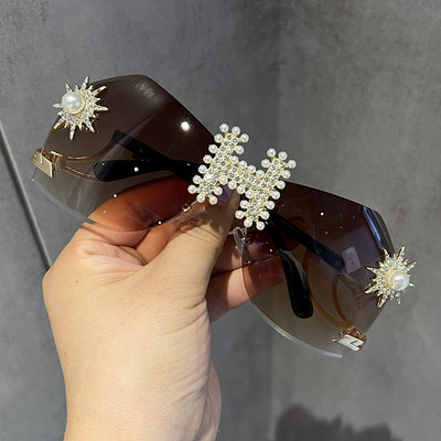 Retro dodaci Jednodijelne sunčane naočale bez okvira Ženske luksuzne velike sunčane naočale UV400 Ženske modne naočale za 2022.