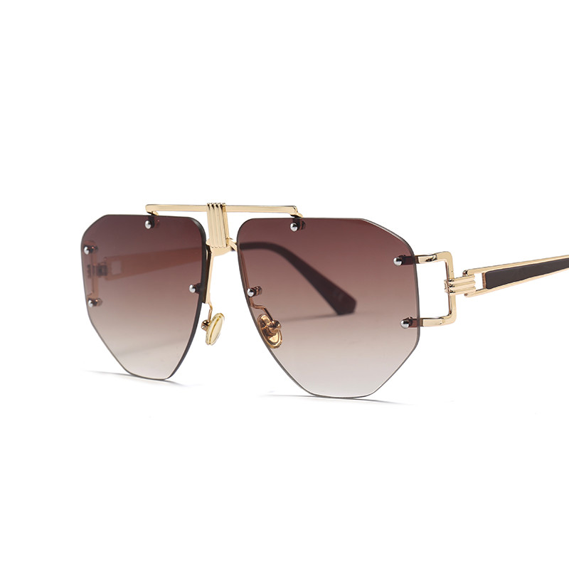 Nove luksuzne sunčane naočale nepravilnog oblika za 2022. Prevelike ženske modne plastične vanjske gradijentne naočale UV400