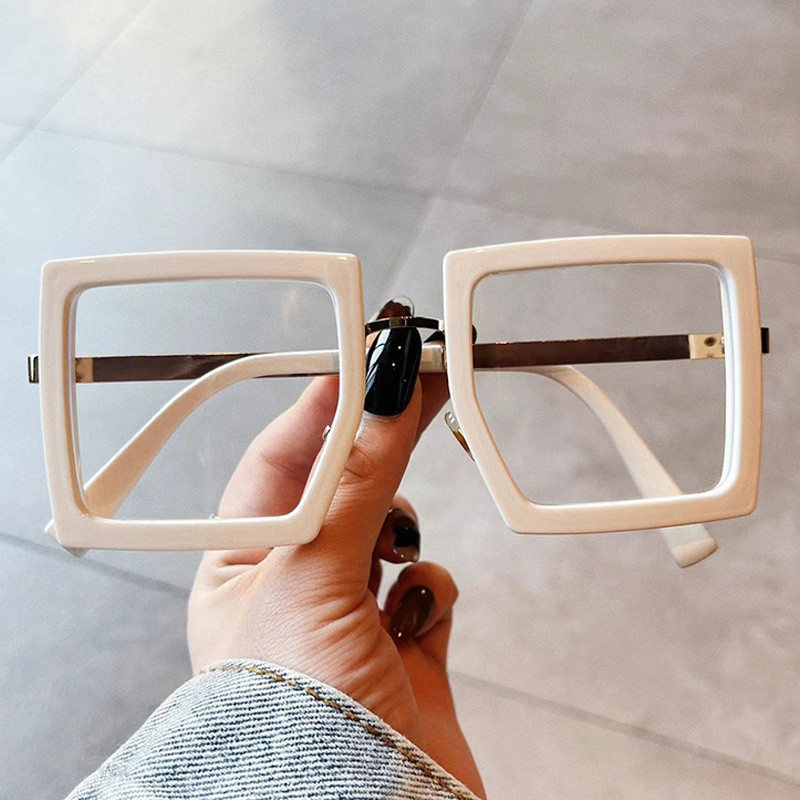 Elegantni ružičasti četvrtasti anti-plavi svjetlosni prozirni okviri za ženske naočale Vintage Alloy Prevelike bež crne računalne kratkovidne naočale
