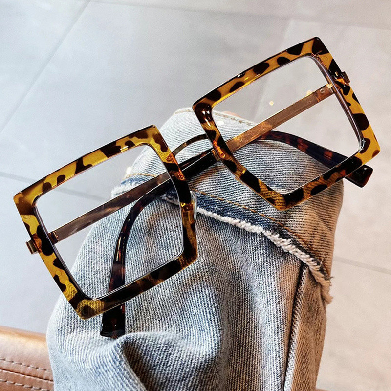 Elegantni ružičasti četvrtasti anti-plavi svjetlosni prozirni okviri za ženske naočale Vintage Alloy Prevelike bež crne računalne kratkovidne naočale