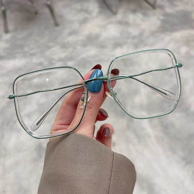 Prevelike četvrtaste anti-plave svjetleće naočale za žene Nova modna legura Narančastozeleni okvir za računalne naočale Ženske elegantne nijanse