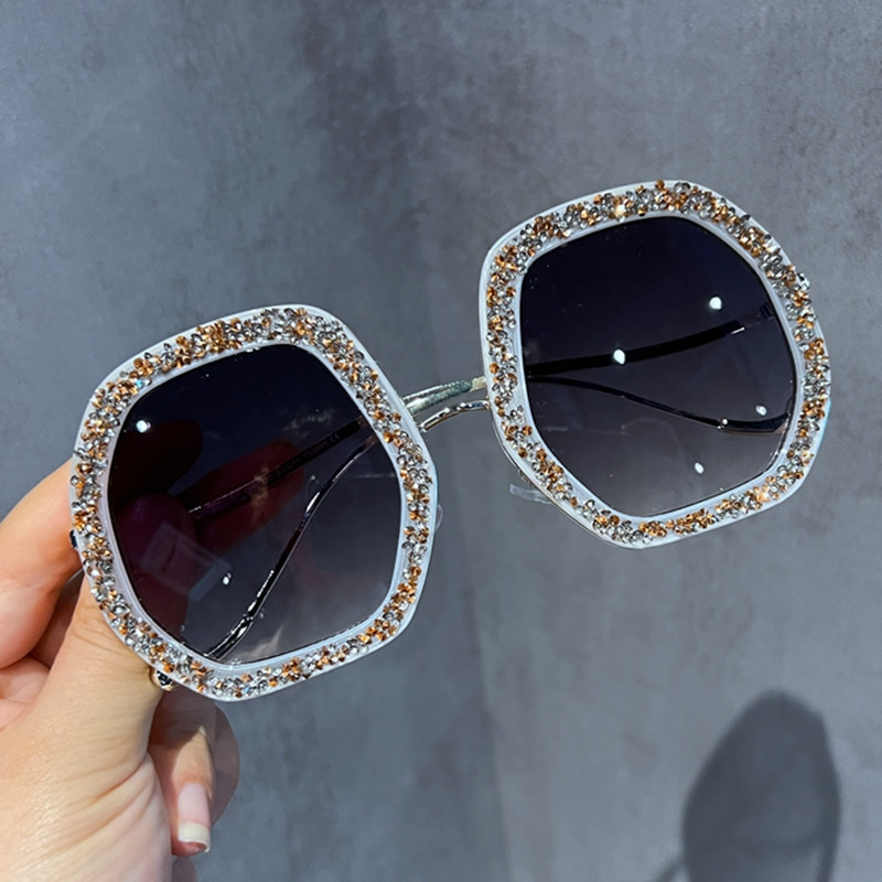 Ochelari de soare pentru femei 2022 ochelari de soare de cristal cu cadru mare femei de designer de marcă femei nuanțe de lux Lunette De Soleil Femme Punk