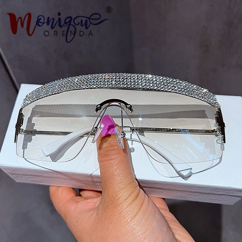 Vintage Oversize napszemüveg Női Luxus Punk Napszemüveg Férfi Szemüveg Divatos Retro Női Márka Design UV400 óculos