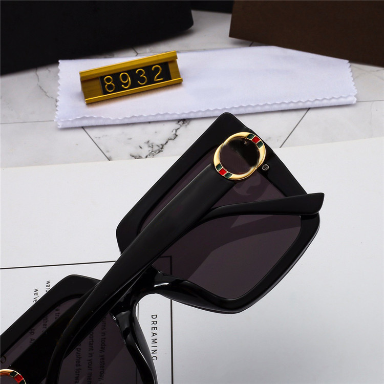 Karšti atspalviai moterims Prabangūs prekės ženklo kvadratiniai akiniai nuo saulės Madingi dideli rėmeliai madingi akiniai nuo saulės Moteriški UV400 Gafas Hombre