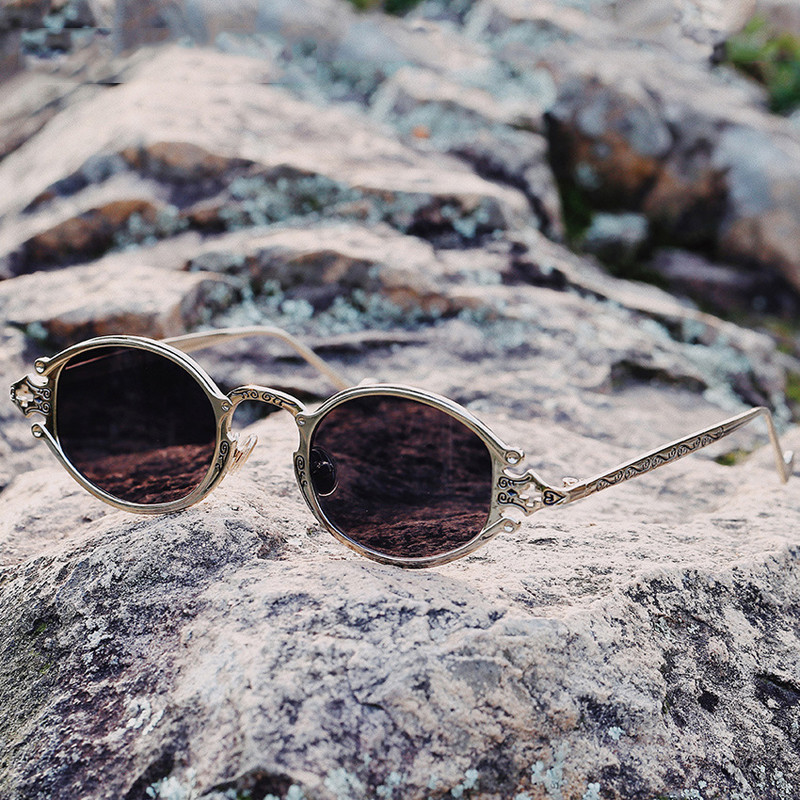 Elbru Vintage Steampunk Ovalne sunčane naočale Luksuzni gotički metalni okvir Gravirani suncobrani Street Snap UV400 Sunčane naočale Muške Ženske