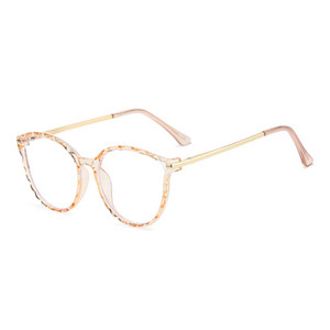 Trend läbipaistev prilliraam naistele dekoratiivne 0 dioptriline optiline prillide raam naistele 2022 Stiilne disainer