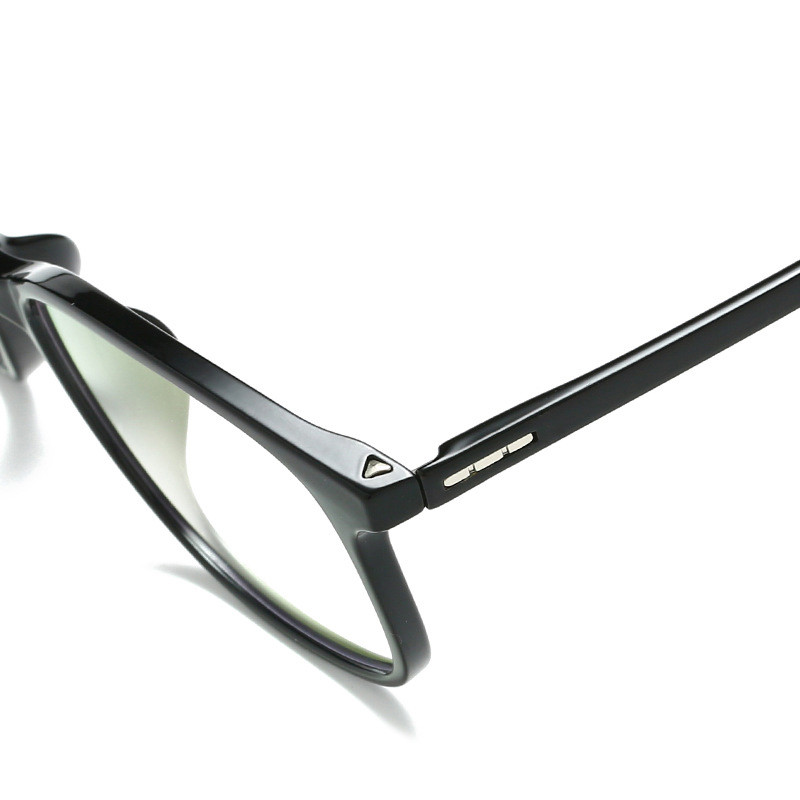 Filtar protiv plave zrake koji blokira svjetlo Smanjuje naprezanje digitalnih očiju Čiste uobičajene naočale za igranje računala poboljšavaju udobnost XH11679