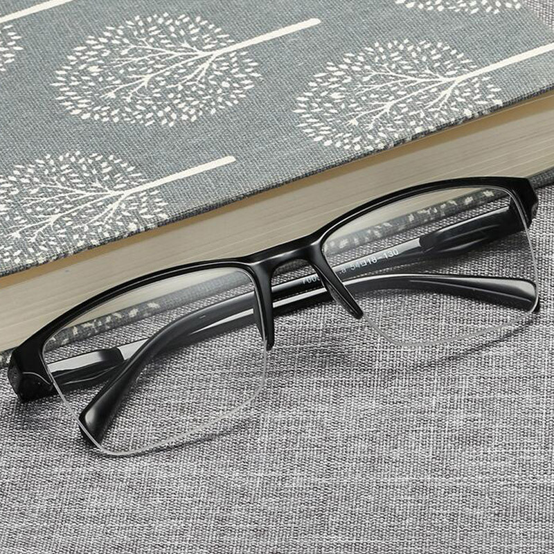 Fekete félkeretes olvasószemüveg Fáradtsággátló szemüveg nagyító +0,75 +1,0 +1,25 +1,75 +2,0 +2,25 +2,75 +3,25 +3,5 +4,0