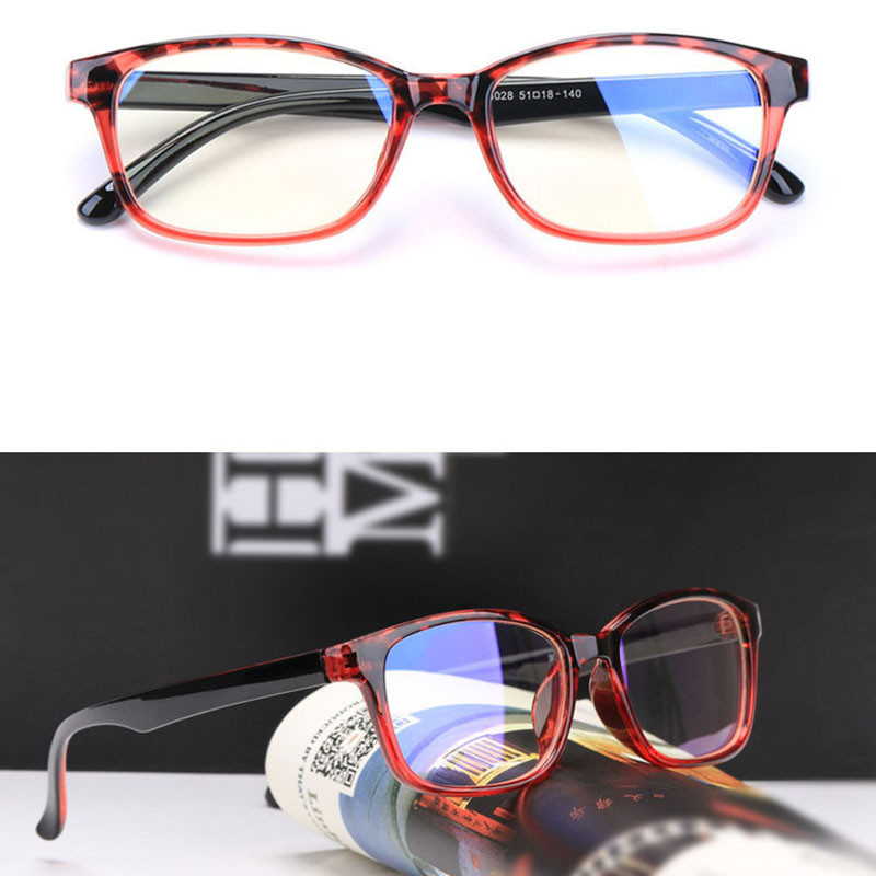 Kvadratne naočale za kratkovidnost -1,0 -1,5 -2,0 -2,5 do -6 Muškarci Žene Čitanje +100 +150 +200 +250 +300 +400