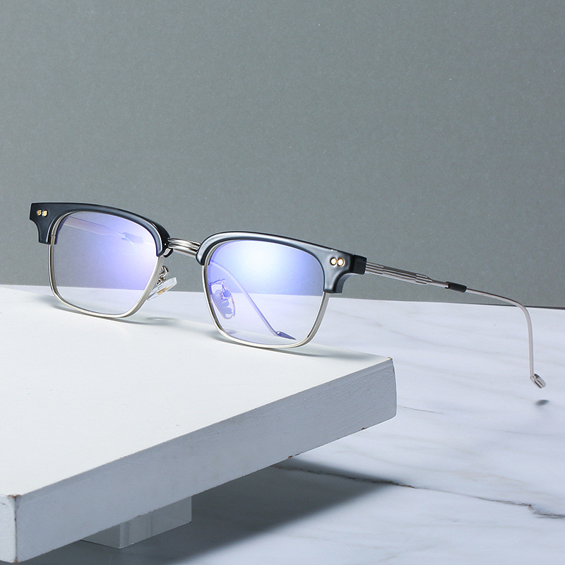 Novi retro mali pravokutni okvir za naočale Modni retro metalni okvir Anti-plave naočale za muškarce Žene Male kvadratne sunčane naočale Muške