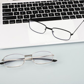 Nove naočale za čitanje računala protiv plavog svjetla Metalne optičke naočale za dalekovidnost malog četvrtastog okvira +1,0+1,5+2,0+2,5+3,0+3,5+4,0