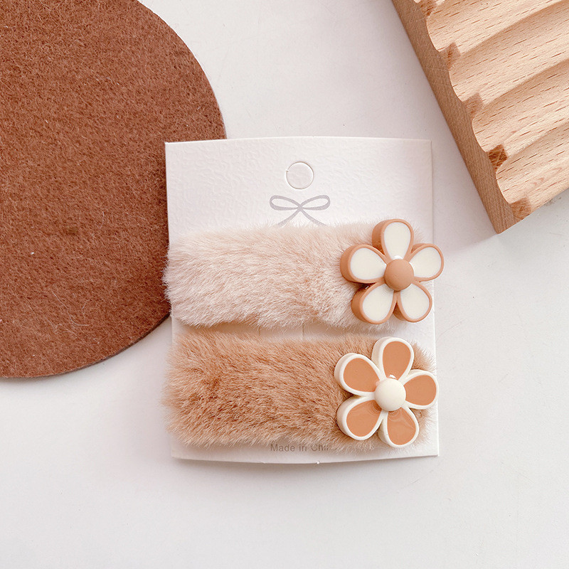 Culoare de toamnă Basic Snap Agrafe pentru căderi de păr pentru bebeluși Agrafe de păr cu urs de desene animate Cafea Culoare caldă Agrafe pentru păr din blană artificială