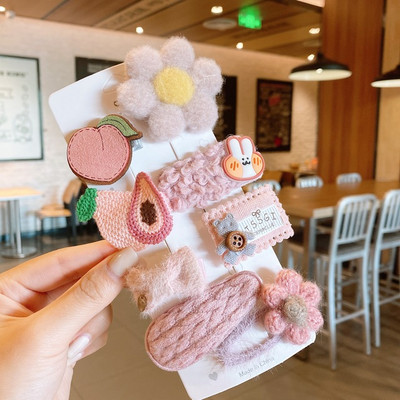 Gyerekek cuki Hajcsat rajzfilm plüss haj kiegészítők lány kötött édes frufru oldalcsipesz gyapjú fonal sárgarépa hajtű ajándék