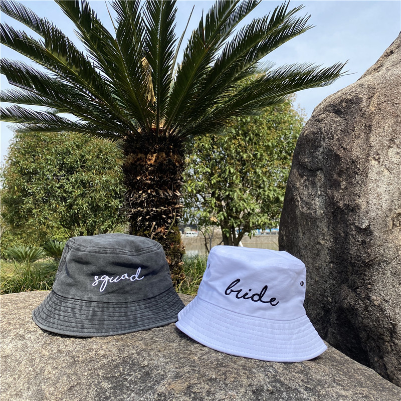 Jauna ar izšūtu burtu līgavas kausa cepure salokāma mazgāta materiāla Zvejnieka cepures sievietēm āra sauļošanās Panamas vāciņš