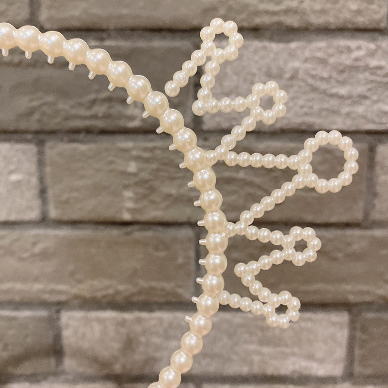 Sen plastikinė perlų galvos juosta įvairių animacinių filmukų miela princesės karūnos galvos juosta paprasta ir universali