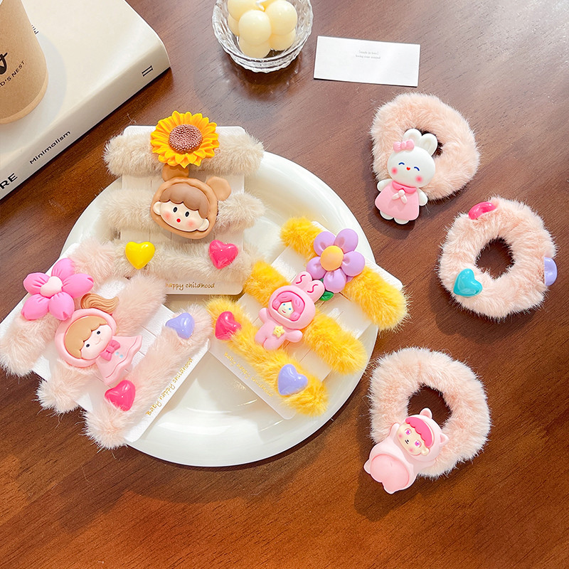 3/4 kom/komplet Gumice za nove djevojke slatke boje od umjetnog krzna Gumice s cvjetićima iz crtića Dječje mekane gumice za kosu Dječji dodaci za kosu