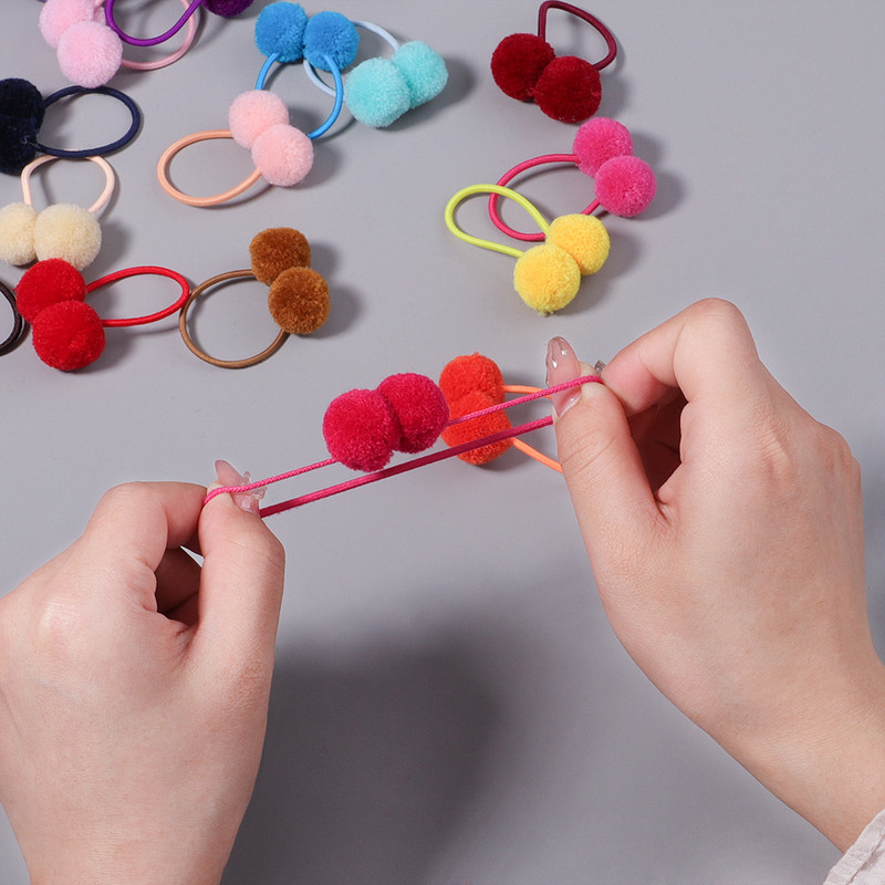 24 ks malé pevné krúžky do vlasov s dvoma kožušinovými guľôčkami, dievčenské roztomilé elastické gumičky do vlasov, vlasové doplnky, detské pokrývky hlavy, ozdoby, darček