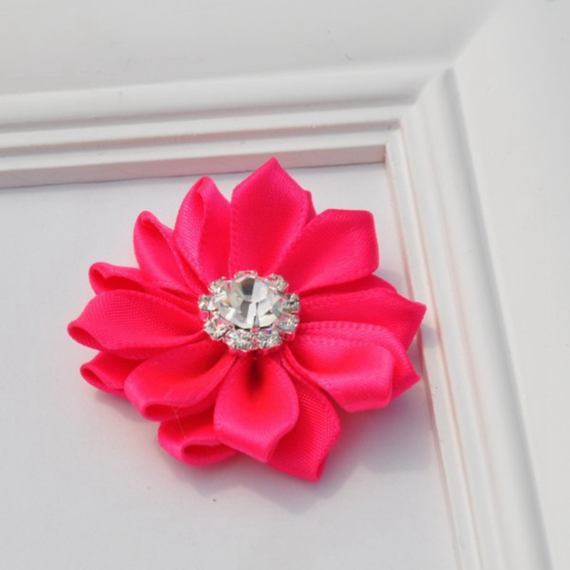 5 kom/lot Mini višeslojna satenska vrpca, cvijeće od 5 cm u 17 boja s gumbom od umjetnog dijamanta, cvijeće od umjetne tkanine za trake za glavu