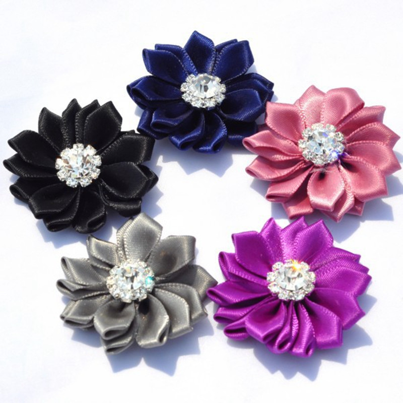5 kom/lot Mini višeslojna satenska vrpca, cvijeće od 5 cm u 17 boja s gumbom od umjetnog dijamanta, cvijeće od umjetne tkanine za trake za glavu