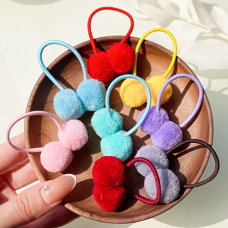 14db/tétel 1,4"-es kis aranyos tömör dupla szőrlabda elasztikus kötéllel, kézzel készített hajgumi gyerekeknek lányoknak hajkiegészítők nagykereskedelme