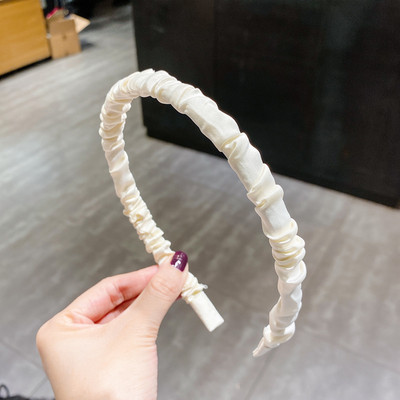 Dámska čelenka Sen is out krémová, sladké saténové záhyby, jednoduchá farba, čelenka do vlasov