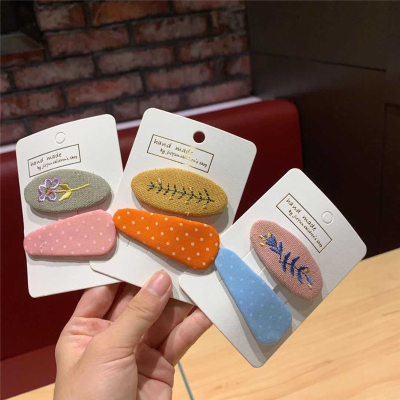 Korėjietiškas audinio vienspalvių plaukų segtukų siuvinėjimo augalas daugiapusis plaukų segtukas, trikampis taškinis plaukų aksesuaras