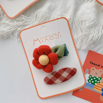 2 kom Jesen Zima Nova slatka djevojka Jednostavne slatke cvjetne ukosnice Modne korejske dječje tkanine Karirane BB kopče Dodaci za kosu