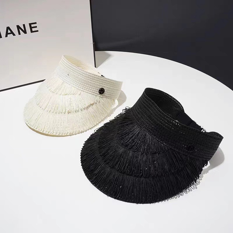 Divatmárka tervező nyári sapkák női szemellenzők szalmakalap női bojtok üres felső szabadtéri női napkalapok női strandsapkák