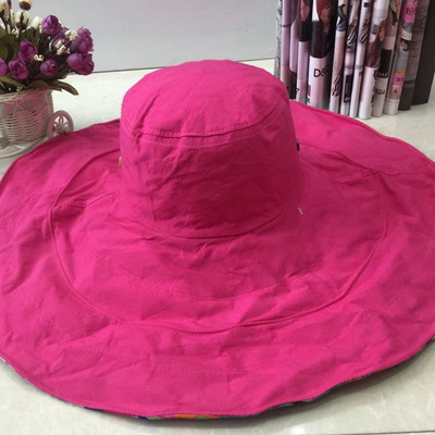 Divatos női virágos összecsukható karimájú UV védelemmel ellátott nyári strandsapkák