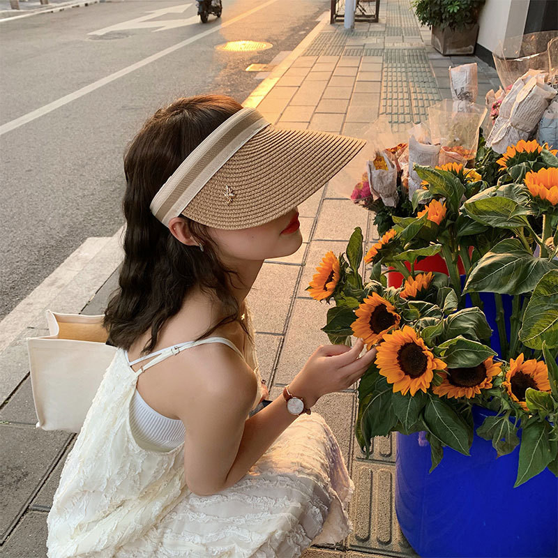 Moodsus suvine naiste vabaaja voodriga päikesesirmi mütsid õlgkübarad metallist, täiskasvanutele käsitsi valmistatud päikesevarjud, rannakübarad