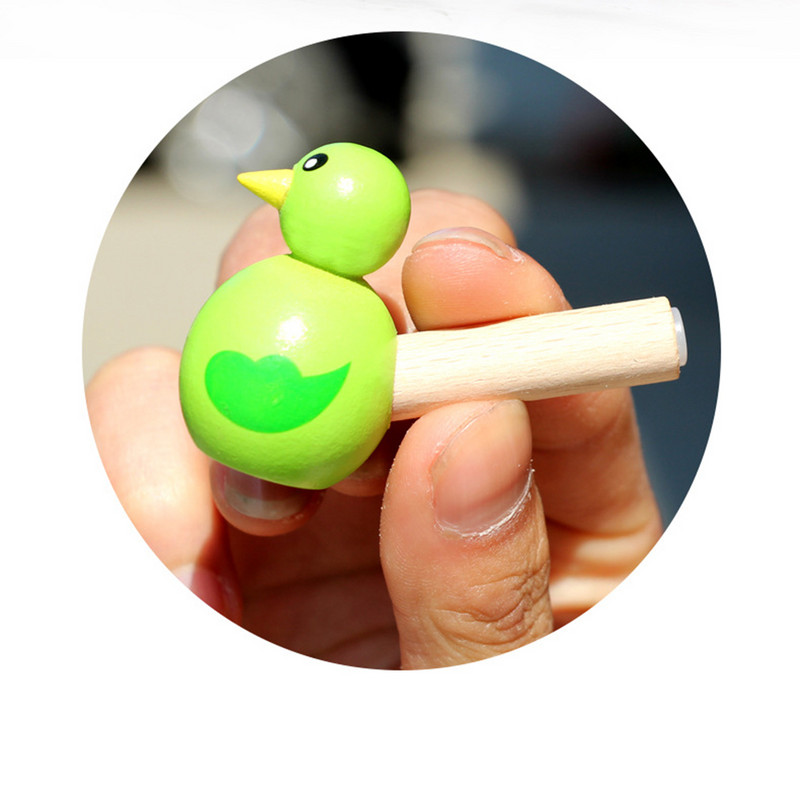 15 ks detských píšťaliek, vtáčích píšťaliek, hračiek do kúpeľa, dreveného vláčika, detskej basketbalovej šmykľavky, vodných hračiek