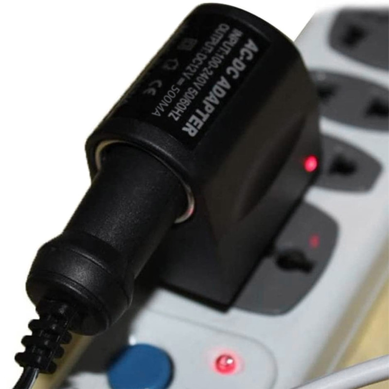 Univerzalni 220V AC na 12V DC adapter za napajanje u automobilu Pretvarač utičnica 220V na 12V Kućanski upaljači za cigarete SAD EU UK utikač 6W