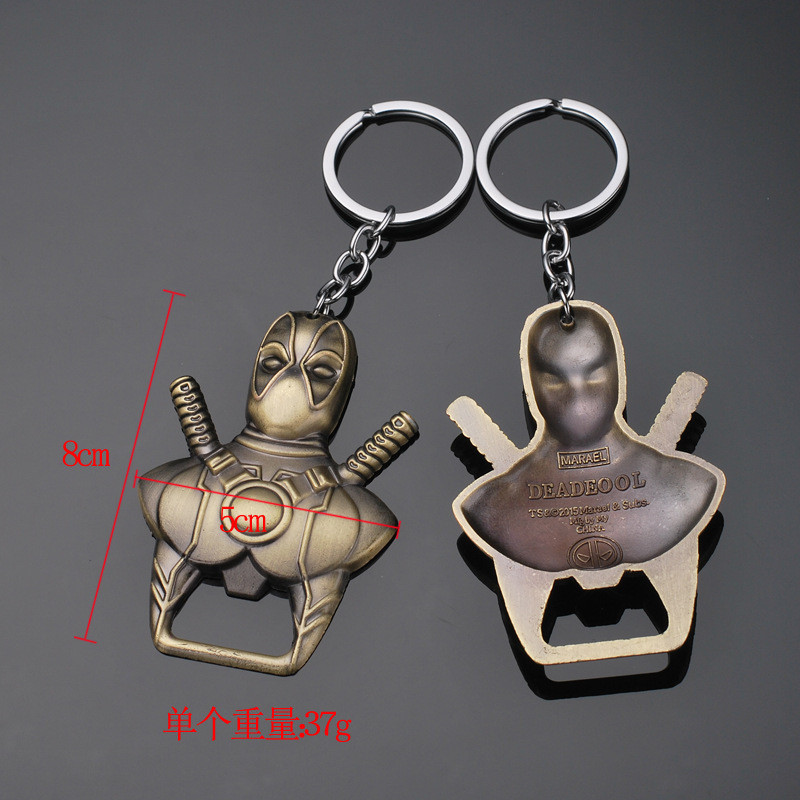 Aranyos rajzfilm sörösüveg nyitott függő konyhai eszközök