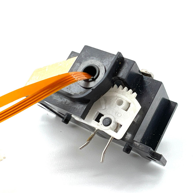 1 gab. Jauna CA02 nodilumizturīga rotējoša magnētiskā galviņa ierakstītājam Uzlabota audio lentes deka remonta detaļu piederumi