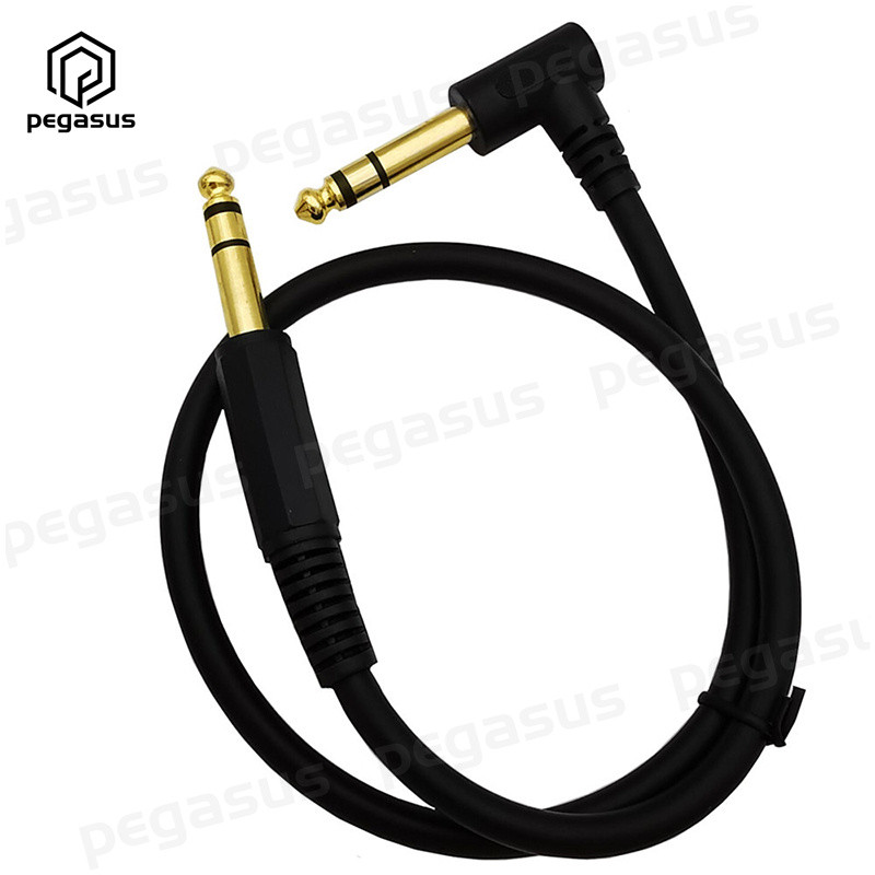 Aranyozott 6,35 mm-es, 90 fokos könyökös, kétcsatornás 1/4-es TRS hangszerkábel