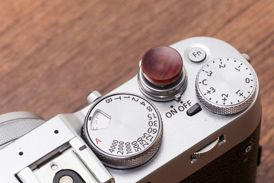 Drvena drvena konkavna površina tipke za otpuštanje zatvarača za Fujifilm X100F X100V XT4 XT30 20 XPRO2XE3 M10P Fuji X100F