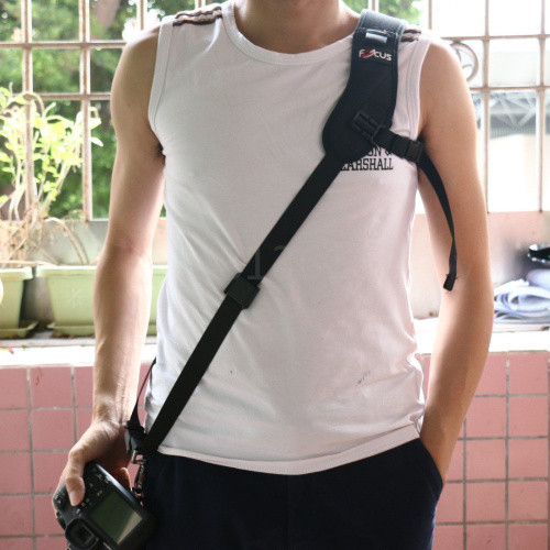 Fotoaparato dirželis Focus F-1 Dvigubas pečių diržas Minkštas Pad dekompresinis putplastis peties dirželis kaklo diržas, skirtas Canon Sony