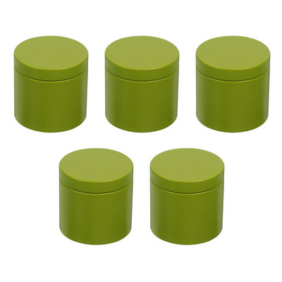 Žvakių skardinės arbatos talpyklos skardinės laikymo indeliai metaliniai stiklainiai su laisva skarda juodiems dangteliams.