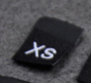 100kom Oznaka s veličinom odjeće Crni tekst Bijela odjeća Odjeća Majica Haljina Oznaka s naljepnicom od tkanine XS SML XL 2XL 3XL 4XL