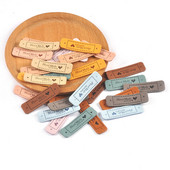 20 db Többszínű "Kézzel készített szeretettel" dombornyomott PU bőr címkék varráshoz tartozékok barkácsolás ruhatáskák anyagcímkék C3299