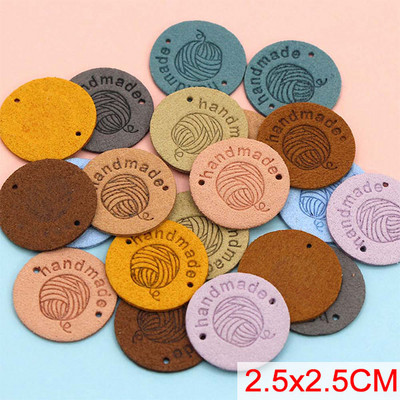 20db Handmadne Bőr Címkék Fonal Golyó Szív Kézzel Készített Szeretettel Címke Varrás Címkék Ruhatáskákhoz Kalapok Kötés Kiegészítők