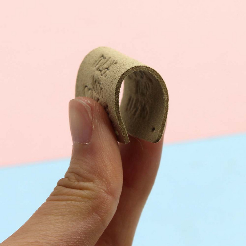 20db Handmadne Bőr Címkék Fonal Golyó Szív Kézzel Készített Szeretettel Címke Varrás Címkék Ruhatáskákhoz Kalapok Kötés Kiegészítők