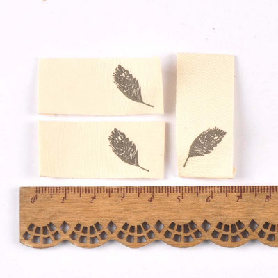 50 komada mješovitih bež ručno tiskanih pamučno tkanih naljepnica za naljepnicu za njegu odjeće, perivih odjevnih oznaka, pribora za šivanje c2395