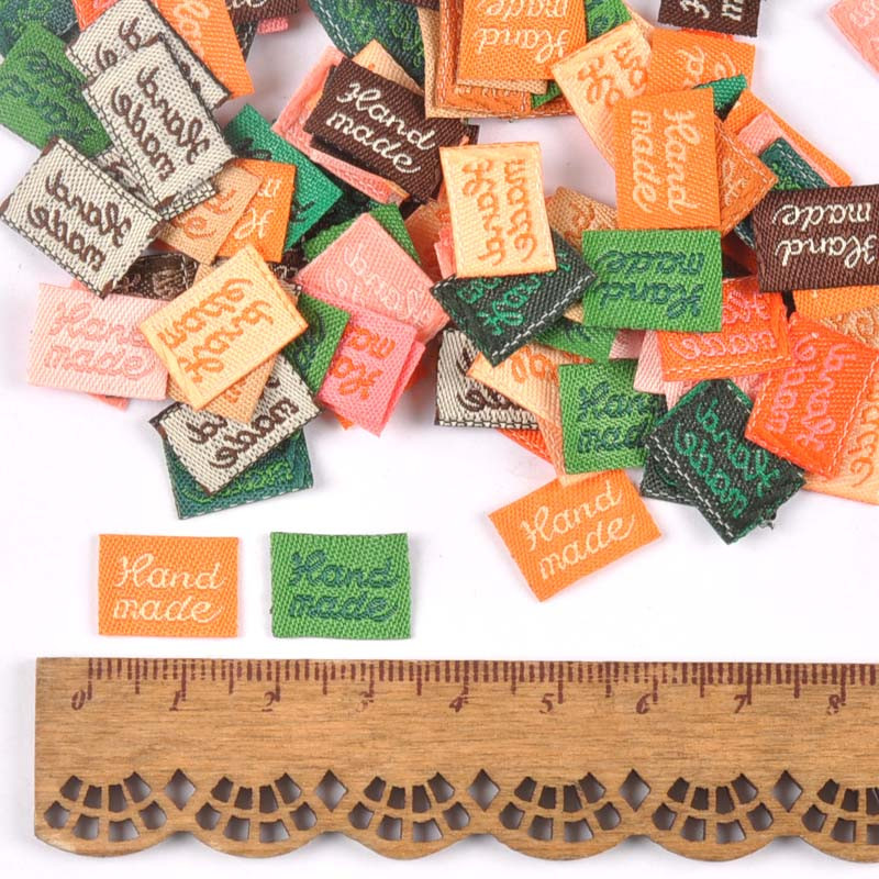 11x15mm Šarene naljepnice Pribor za šivanje Ručno izrađene oznake za odjeću Utisnuta naljepnica sa zastavom za DIY torbe za odjeću Dodaci 100 kom c2393