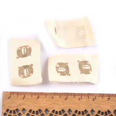 Mješovite pamučne tkane naljepnice s otisnutim životinjama za DIY pribor za šivanje Odjevne tkanine Obuća Torbe Oznake za odjeću 50 komada c2244